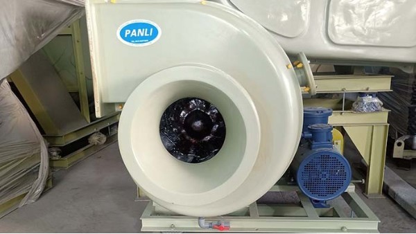 防腐耐酸堿玻璃鋼風(fēng)機(jī)漏油的原因有哪一些？